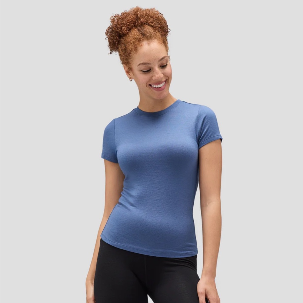 Unbound Women’s Slim Merino Crew Neck T-shirt - Picture 7 of 8